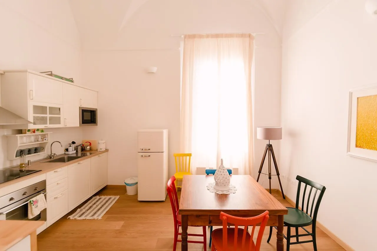 Grande, Moderno Appartamento In Edificio Storico Bologna 0*,  Italien
